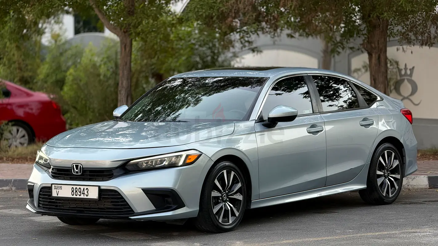 Honda Civic LXi photo 2