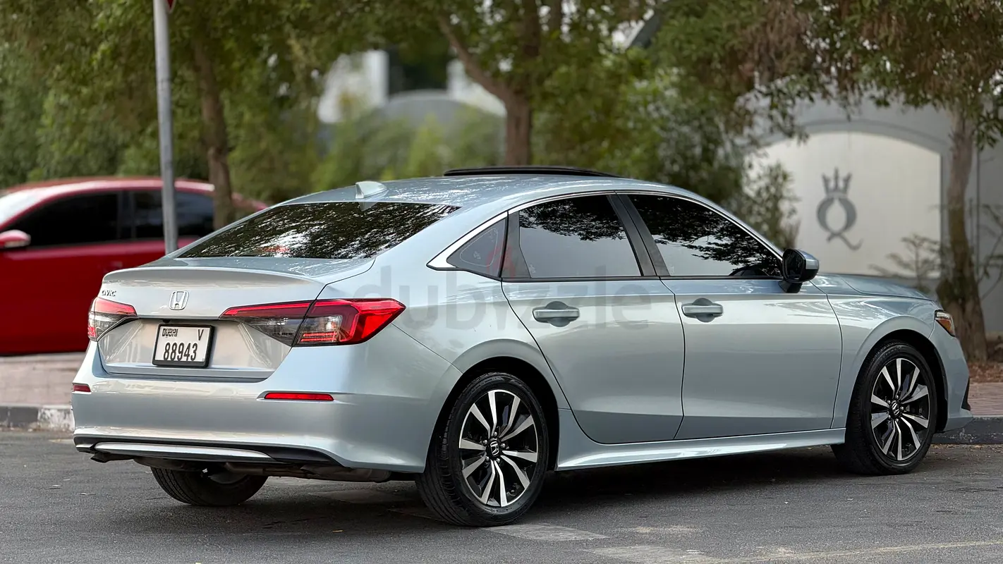 Honda Civic LXi photo 3
